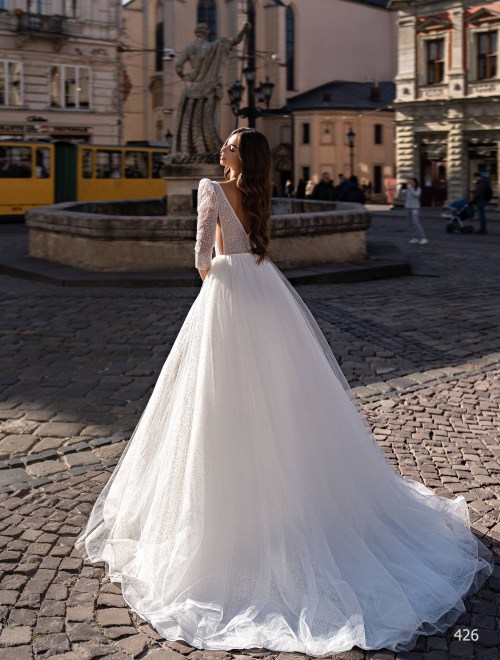 https://www.sposa-lia.com/images/stories/virtuemart/product/426       (4)72.jpg